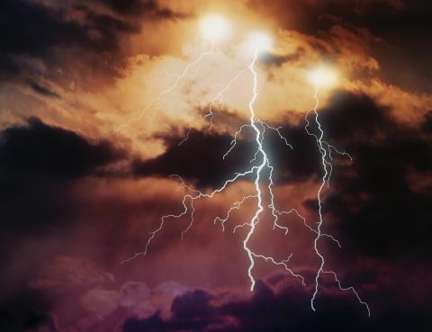 Lightning Impacts on Aviation